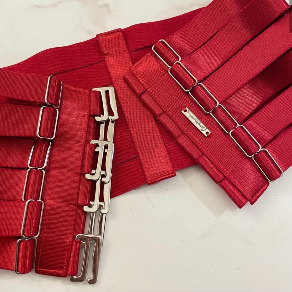 ISO CREEPYYEHA Red Waist CINCHER